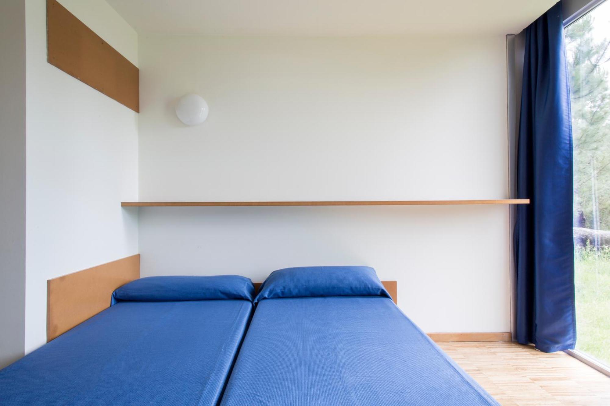 Residencia Universitaria Resa O Castro Vigo Luaran gambar