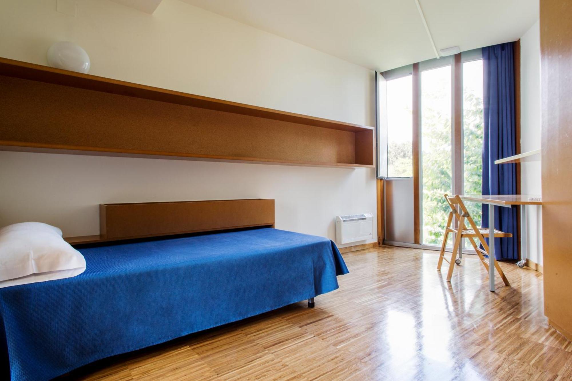 Residencia Universitaria Resa O Castro Vigo Luaran gambar
