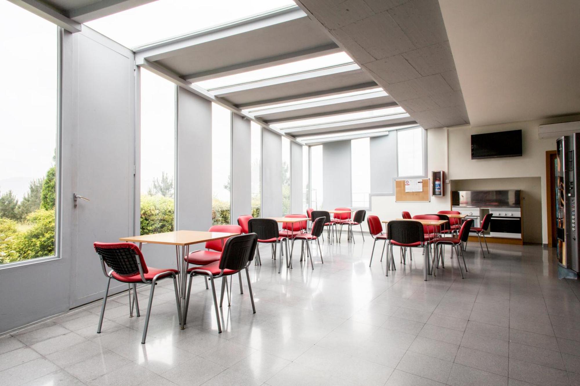 Residencia Universitaria Resa O Castro Vigo Luaran gambar
